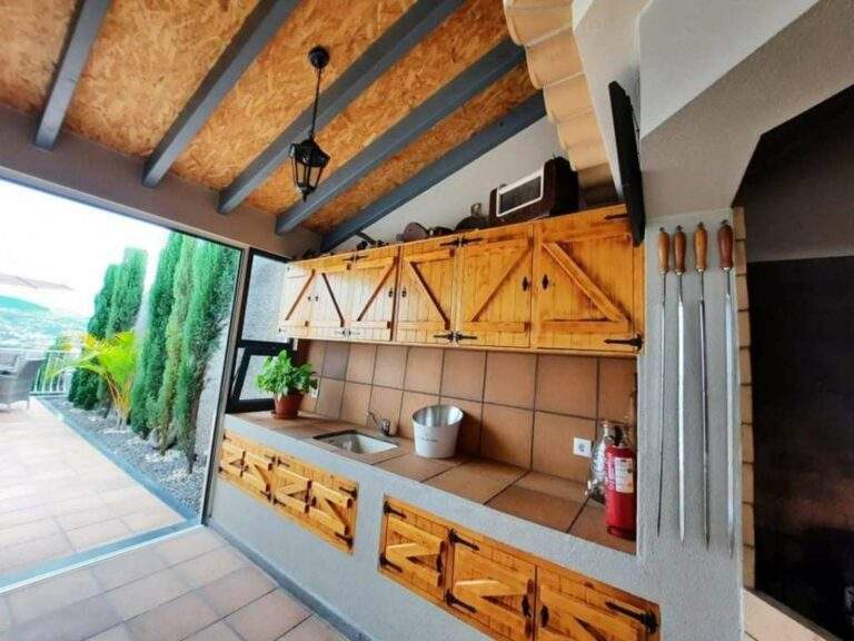 Casa del Mar outdoor worktops